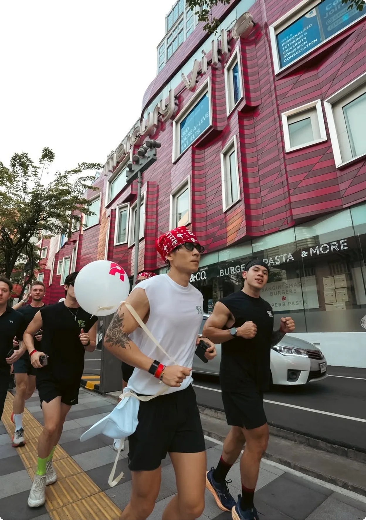 RizzUp Club run in the city